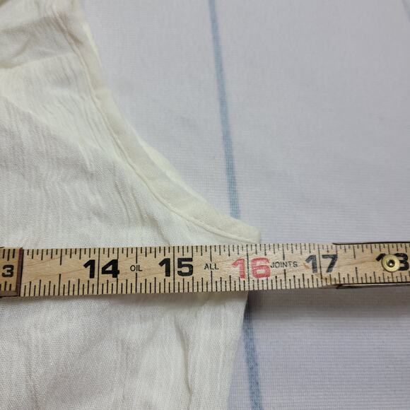 Tobi Tie Neck Key Hole Sleeveless Top Ivory Off White Shirt Size XS FTA1606C5 - Picture 6 of 7